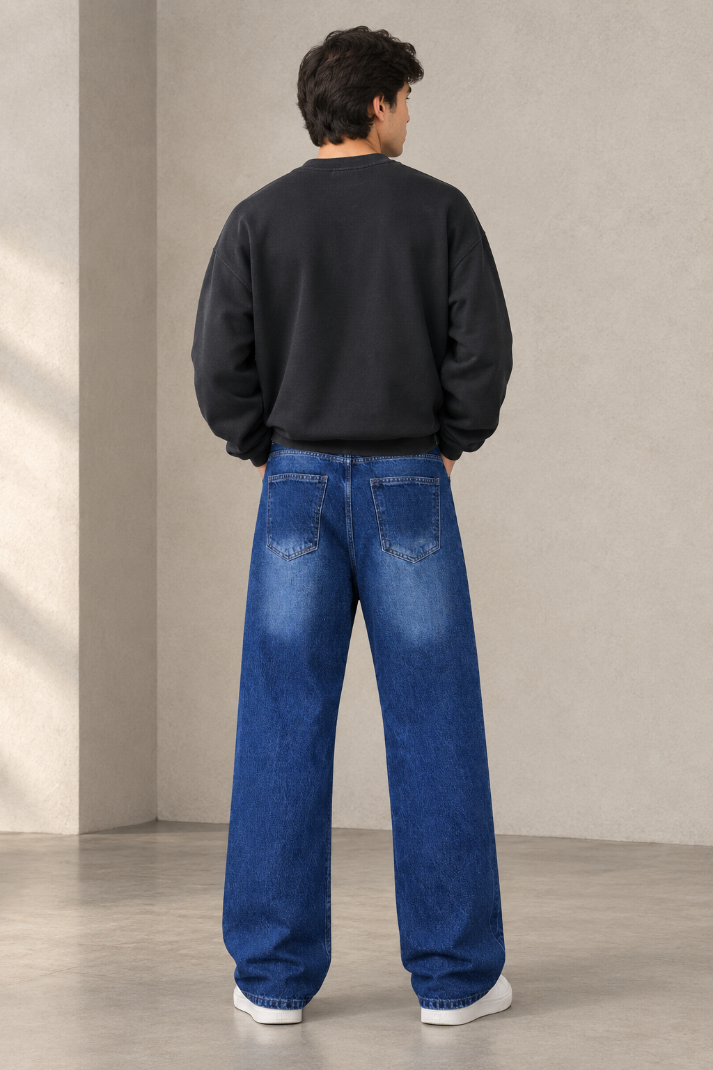 WASHED BLUE BAGGY JEANS