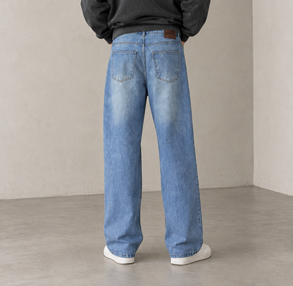 ICE BLUE LOOSE JEANS
