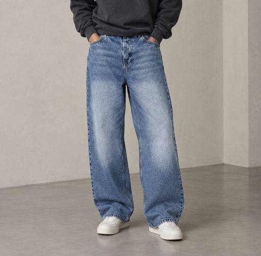 LIGHT BLUE LOOSE JEANS